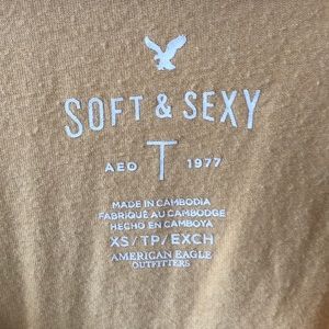 long sleeve mustard yellows tee